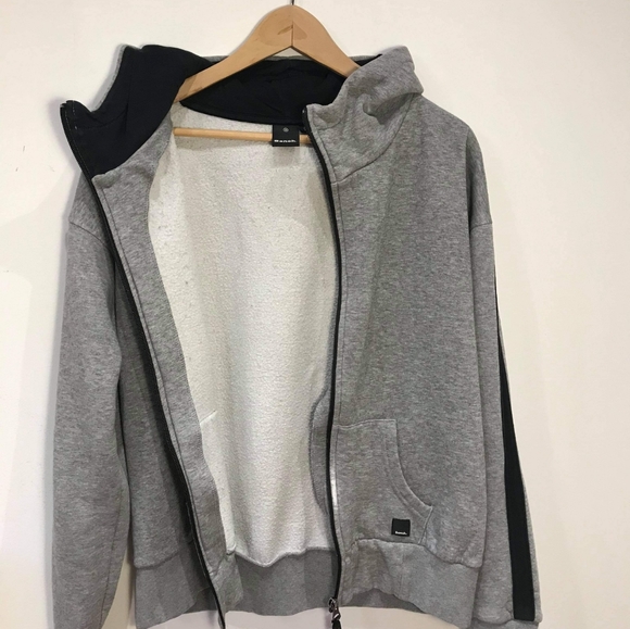 Bench zip up sweater - Picture 5 of 8